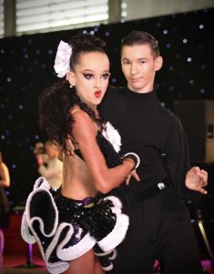 jeune danseur compétition danse sportive